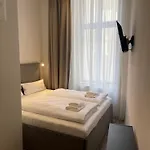 Blue - Minimalist Boutique Гостевой дом