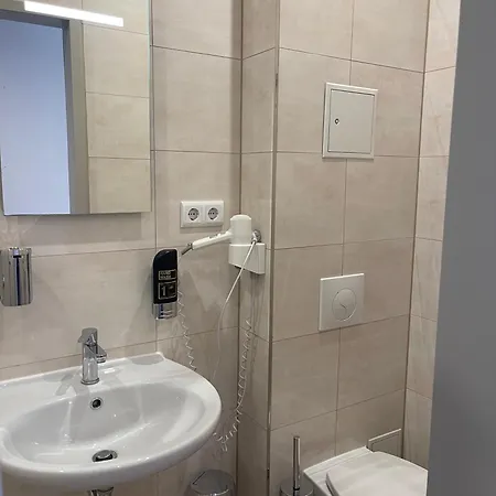 Guest house Blue - Minimalist Boutique Berlin