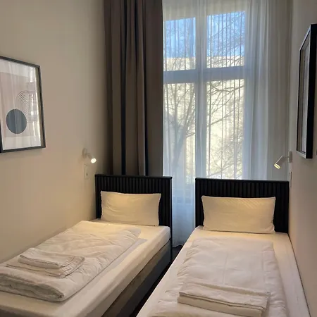 Guest house Blue - Minimalist Boutique Berlin