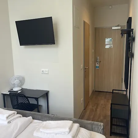 Blue - Minimalist Boutique Berlijn