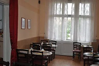 Blue - Minimalist Boutique Guest house Berlin