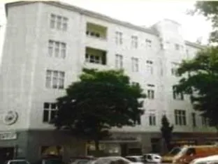 Gasthuis Blue - Minimalist Boutique