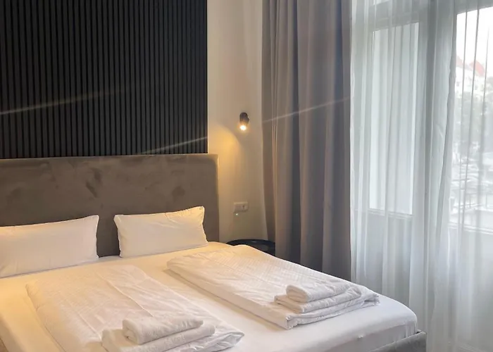 Blue - Minimalist Boutique 2* برلين