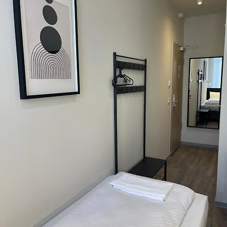 Blue - Minimalist Boutique 2* ברלין